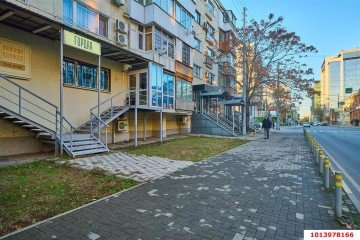 Фото №4: Торговое помещение 44 м² - Краснодар, мкр. Центральный, ул. Мира, 44