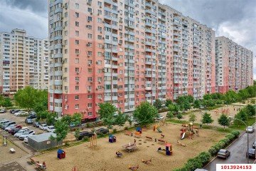 Фото №2: 1-комнатная квартира 51 м² - Краснодар, мкр. имени Маршала Жукова, ул. Александра Покрышкина, 2/2