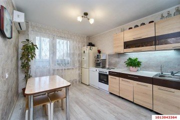 Фото №1: 2-комнатная квартира 60 м² - Краснодар, мкр. Московский, ул. имени Николая Семеновича Котлярова, 10