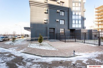 Фото №4: Торговое помещение 85 м² - Краснодар, мкр. жилой комплекс Сограт, ул. Красных Партизан, 4/15