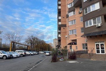 Фото №4: Торговое помещение 105 м² - Краснодар, мкр. жилой комплекс Авиатор, ул. имени Валерия Гассия, 2