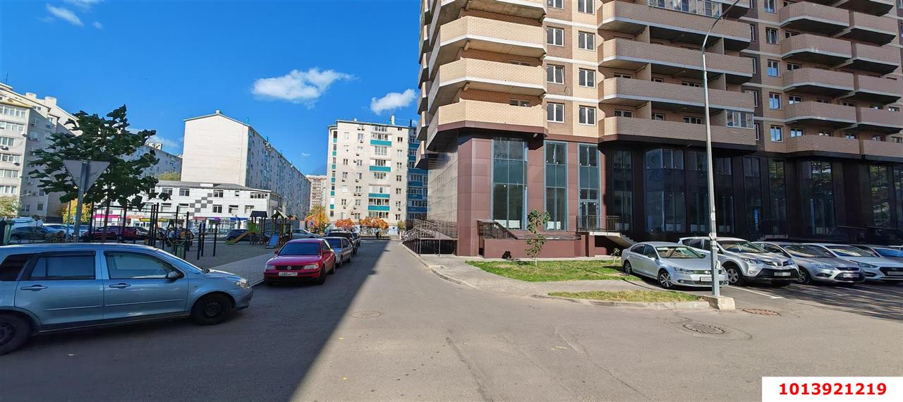 Фото №4: Торговое помещение 30 м² - Краснодар, Восточно-Кругликовский, ул. Черкасская