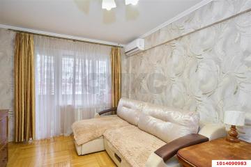 Фото №1: 2-комнатная квартира 41&nbsp;м², 2/5&nbsp;эт. - Краснодар, мкр. Черёмушки, ул. Селезнёва, 190