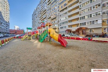 Фото №2: 1-комнатная квартира 45 м² - Краснодар, мкр. жилой комплекс Кремлёвские Ворота, ул. Кореновская, 2к3