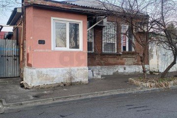 Фото №1: 2-комнатная квартира 24 м² - Краснодар, мкр. Центральный, ул. Чапаева, 13