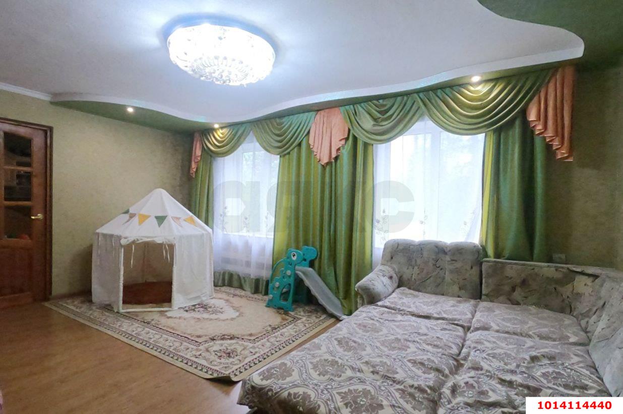 Фото №5: Дом 200&nbsp;м² + 5&nbsp;сот., 2&nbsp;эт. - Каменномостский, ул. Карла Маркса, 56