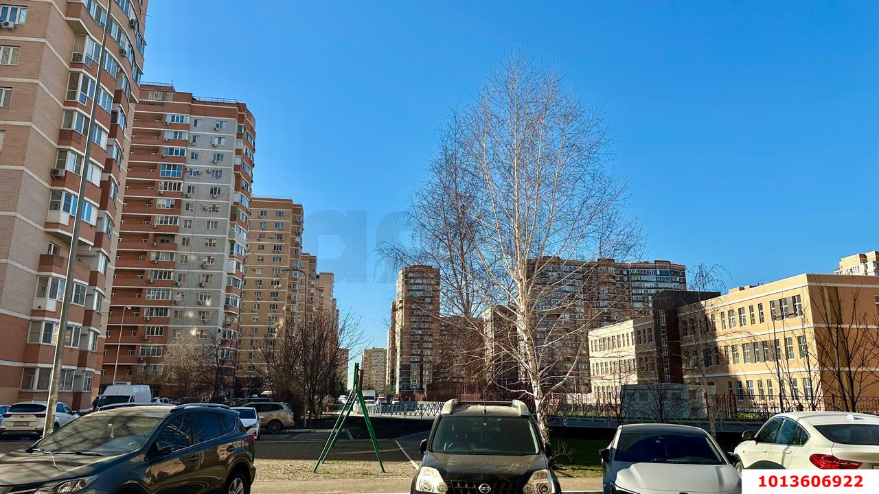 Фото №5: 2-комнатная квартира 77 м² - Краснодар, Солнечный, ул. Казбекская, 17