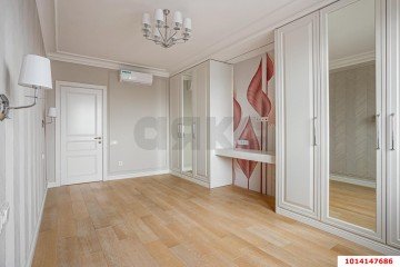 Фото №2: 2-комнатная квартира 71 м² - Краснодар, мкр. Центральный, ул. Октябрьская, 181/2