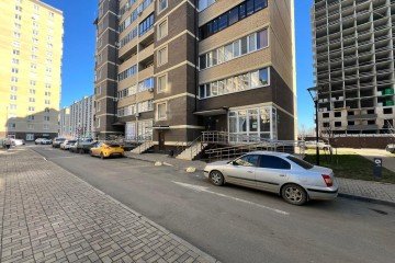 Фото №4: Торговое помещение 47 м² - Краснодар, мкр. жилой комплекс Дыхание, ул. Лётчика Позднякова, 2к8