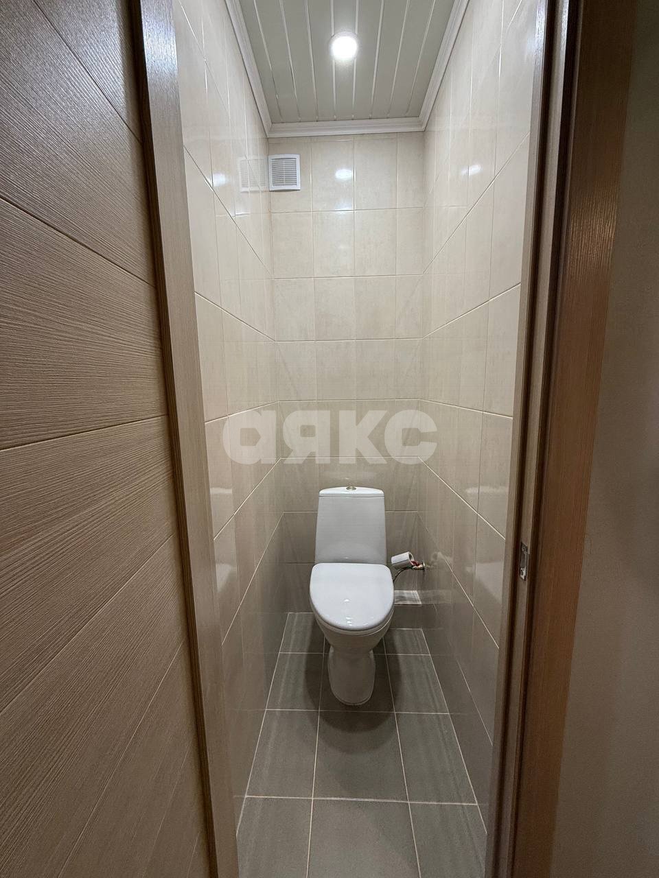 Фото №3: 1-комнатная квартира 47&nbsp;м², 9/10&nbsp;эт. - Липецк, Советский округ, мкр. 2-й, ул. Космонавтов, 46/4