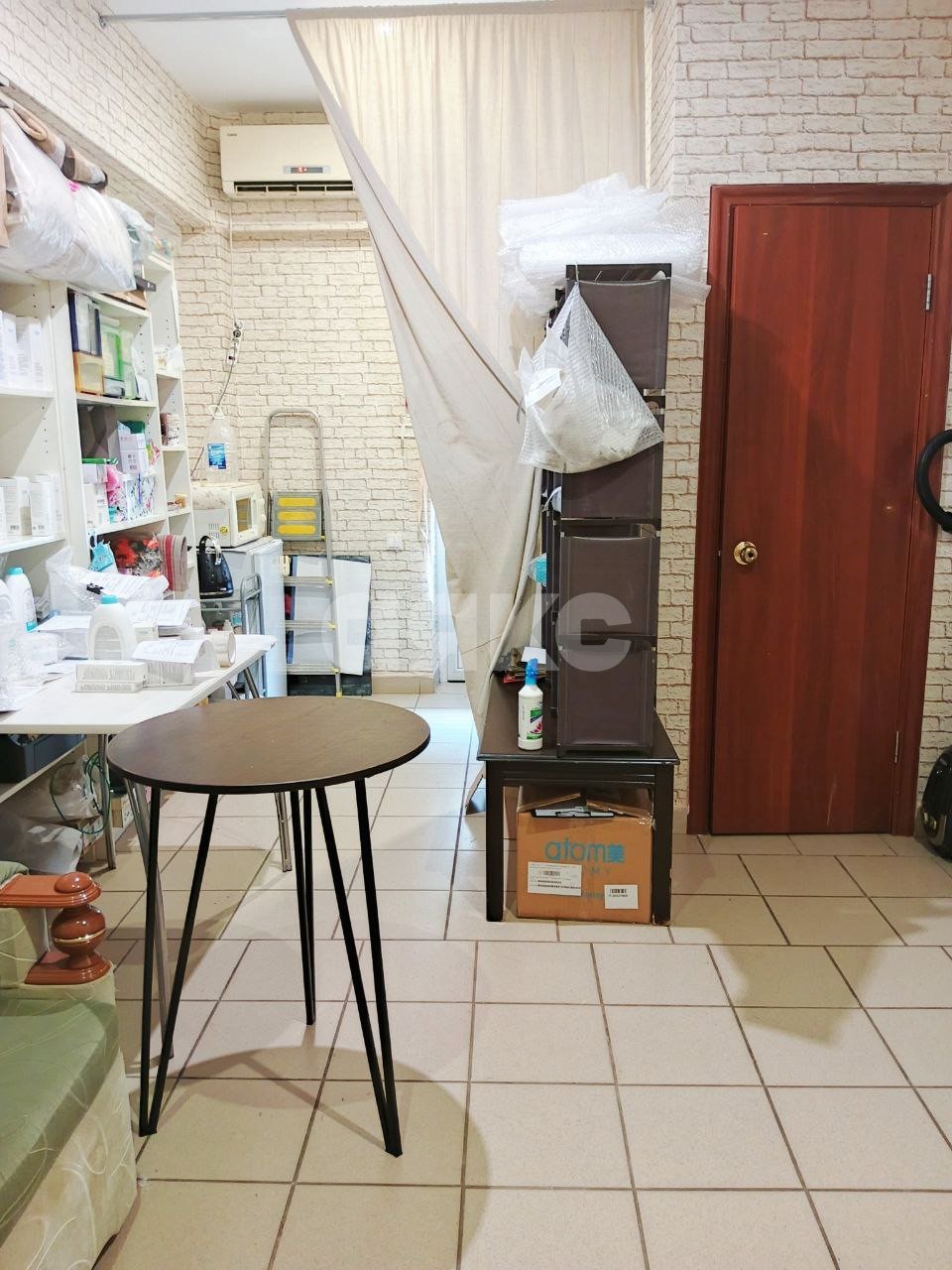 Фото №3: Коммерция 35&nbsp;м², 1/2&nbsp;эт. - Горячий Ключ, мкр. Администрация, ул. Ленина, 195Г