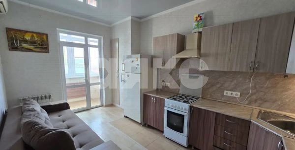 Фото №2: 2-комнатная квартира 53&nbsp;м², 5/6&nbsp;эт. - Геленджик, ул. Савицкого, 11А