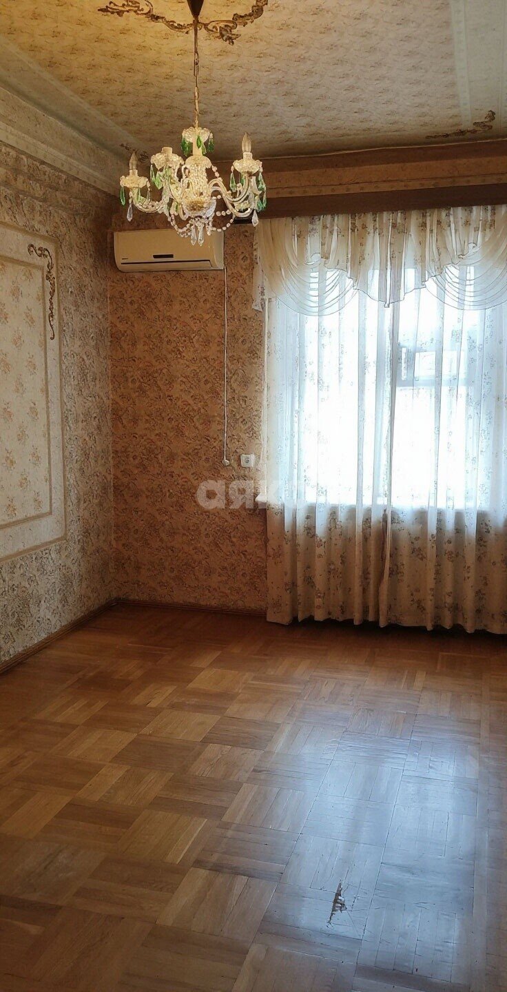 Фото №2: 2-комнатная квартира 61&nbsp;м², 3/3&nbsp;эт. - Майкоп, мкр. Центр, ул. Краснооктябрьская, 16