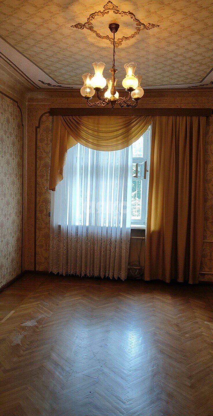 Фото №9: 2-комнатная квартира 61&nbsp;м², 3/3&nbsp;эт. - Майкоп, мкр. Центр, ул. Краснооктябрьская, 16