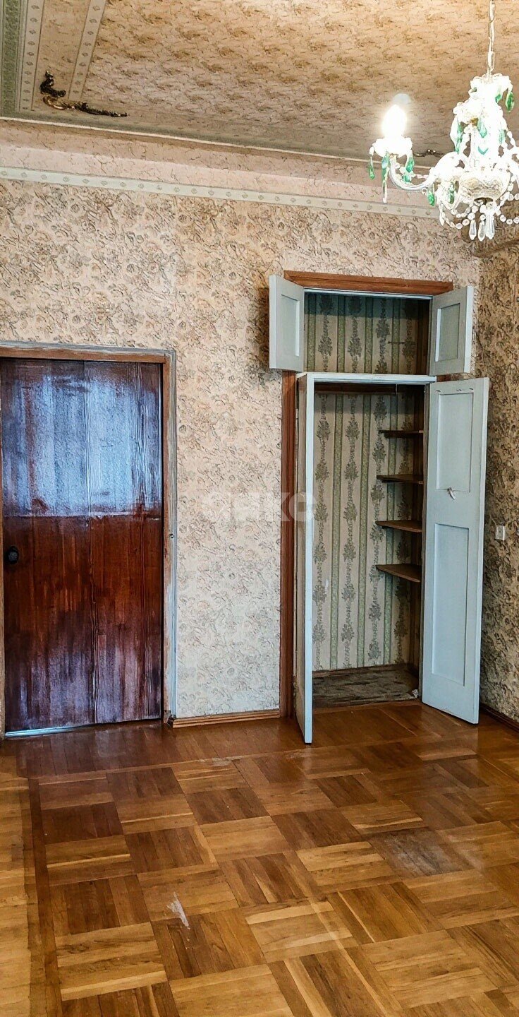 Фото №4: 2-комнатная квартира 61&nbsp;м², 3/3&nbsp;эт. - Майкоп, мкр. Центр, ул. Краснооктябрьская, 16