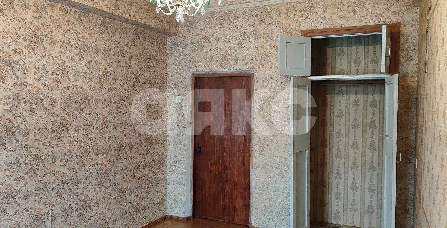 Фото №3: 2-комнатная квартира 61&nbsp;м², 3/3&nbsp;эт. - Майкоп, мкр. Центр, ул. Краснооктябрьская, 16