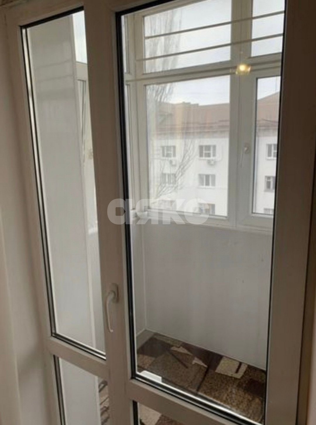 Фото №7: 4-комнатная квартира 90&nbsp;м², 4/4&nbsp;эт. - Луганск, р. Ленинский, ул. Польского, 6