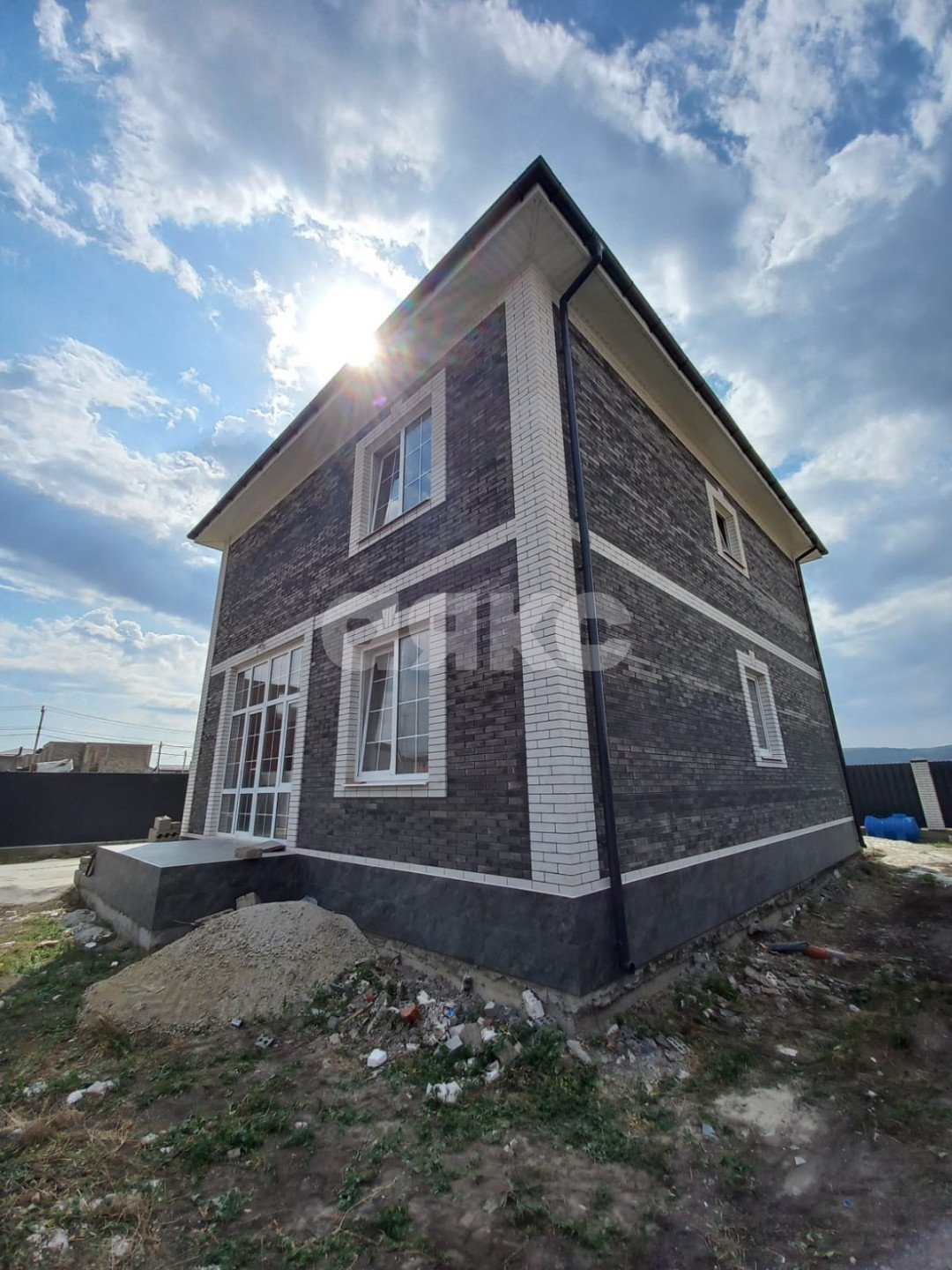 Фото №5: Дом 181&nbsp;м² + 4.18&nbsp;сот., 2&nbsp;эт. - Анапская, ул. Рената Саитова