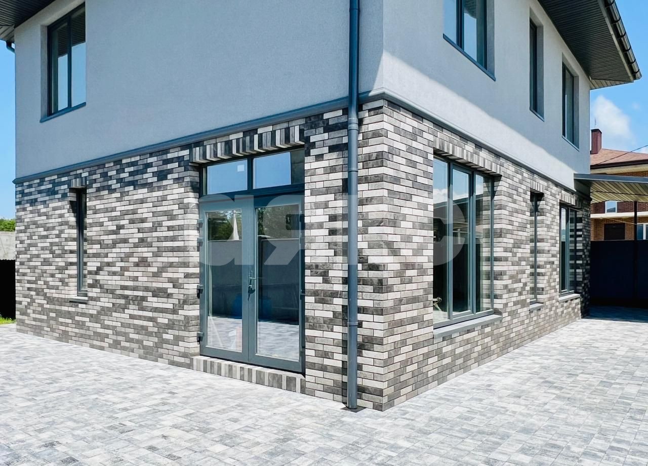 Фото №4: Коттедж 160&nbsp;м² + 3.2&nbsp;сот., 2&nbsp;эт. - Геленджик, мкр. Голубая Бухта, ул. Кипарисовая, 15