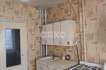 Фото №1: 1-комнатная квартира 42&nbsp;м², 6/9&nbsp;эт. - Волгоград, р. Семь Ветров, б-р 30-летия Победы, 18