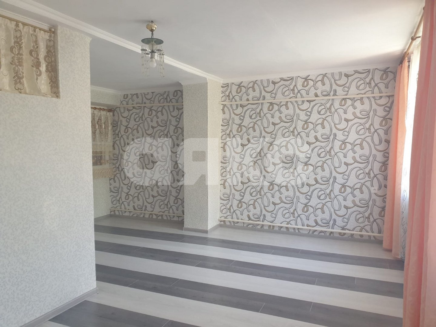 Фото №3: 2-комнатная квартира 55&nbsp;м², 1/2&nbsp;эт. - Анапа, ул. Толстого, 58