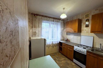 Фото №1: 2-комнатная квартира 43 м², 4/5 эт. - Волгоград, р. Ворошиловский, ул. Академическая, 32