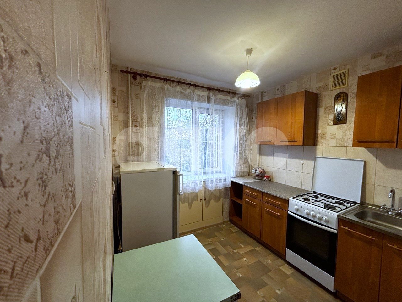 Фото №1: 2-комнатная квартира 43&nbsp;м², 4/5&nbsp;эт. - Волгоград, р. Ворошиловский, ул. Академическая, 32