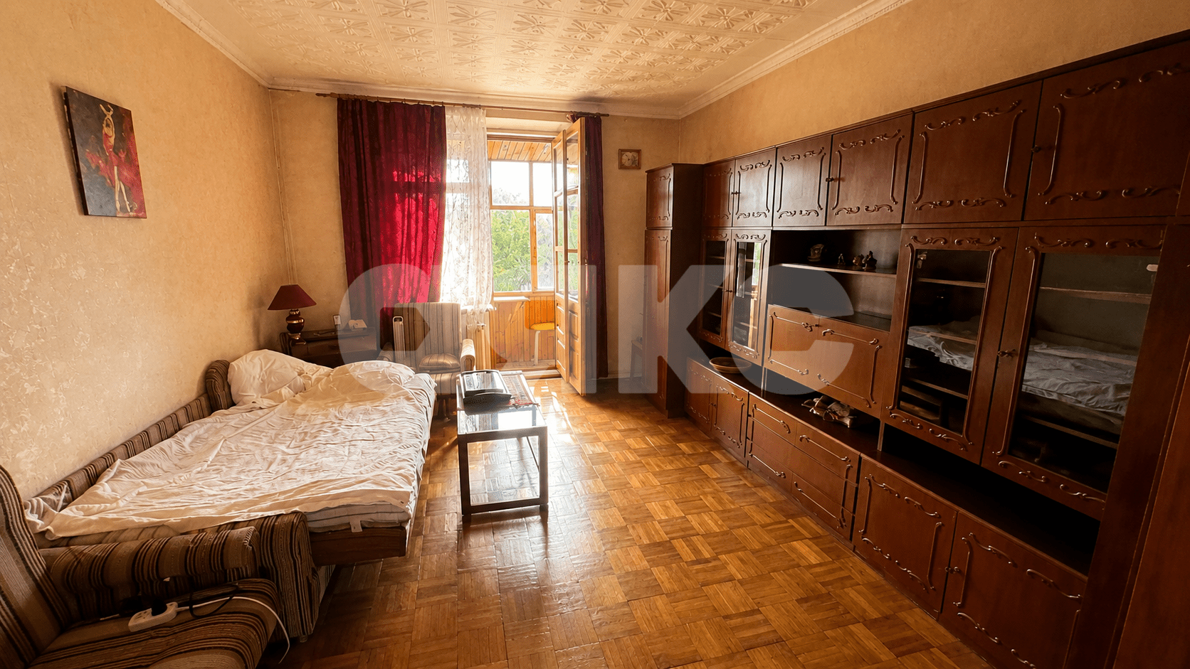 Фото №1: 2-комнатная квартира 60&nbsp;м², 5/5&nbsp;эт. - Луганск, р. Ленинский, ул. площадь Героев Великой Отечественной войны, 10