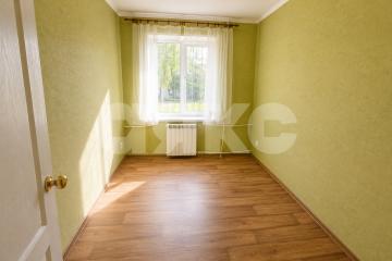Фото №1: 2-комнатная квартира 46 м², 1/9 эт. - Луганск, мкр. квартал 50-летия Октября, 2