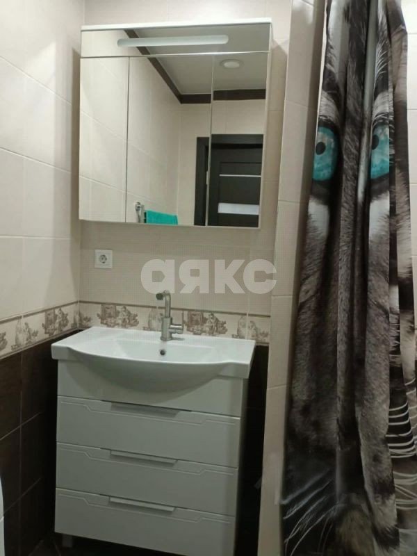 Фото №6: Дача 67&nbsp;м² + 3.5&nbsp;сот., 2&nbsp;эт. - Геленджик, мкр. Голубая Бухта, ул. Дмитрия Сабинина