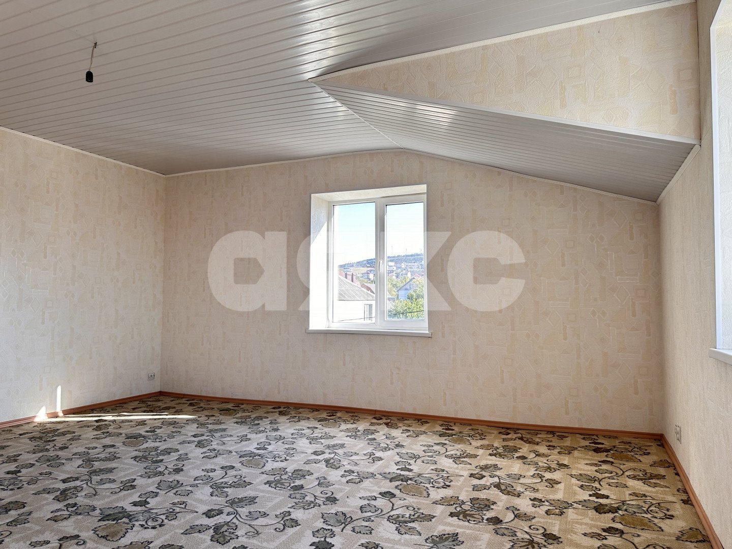 Фото №31: Дом 371&nbsp;м² + 9&nbsp;сот., 2&nbsp;эт. - Супсех, ул. Цветочная, 1