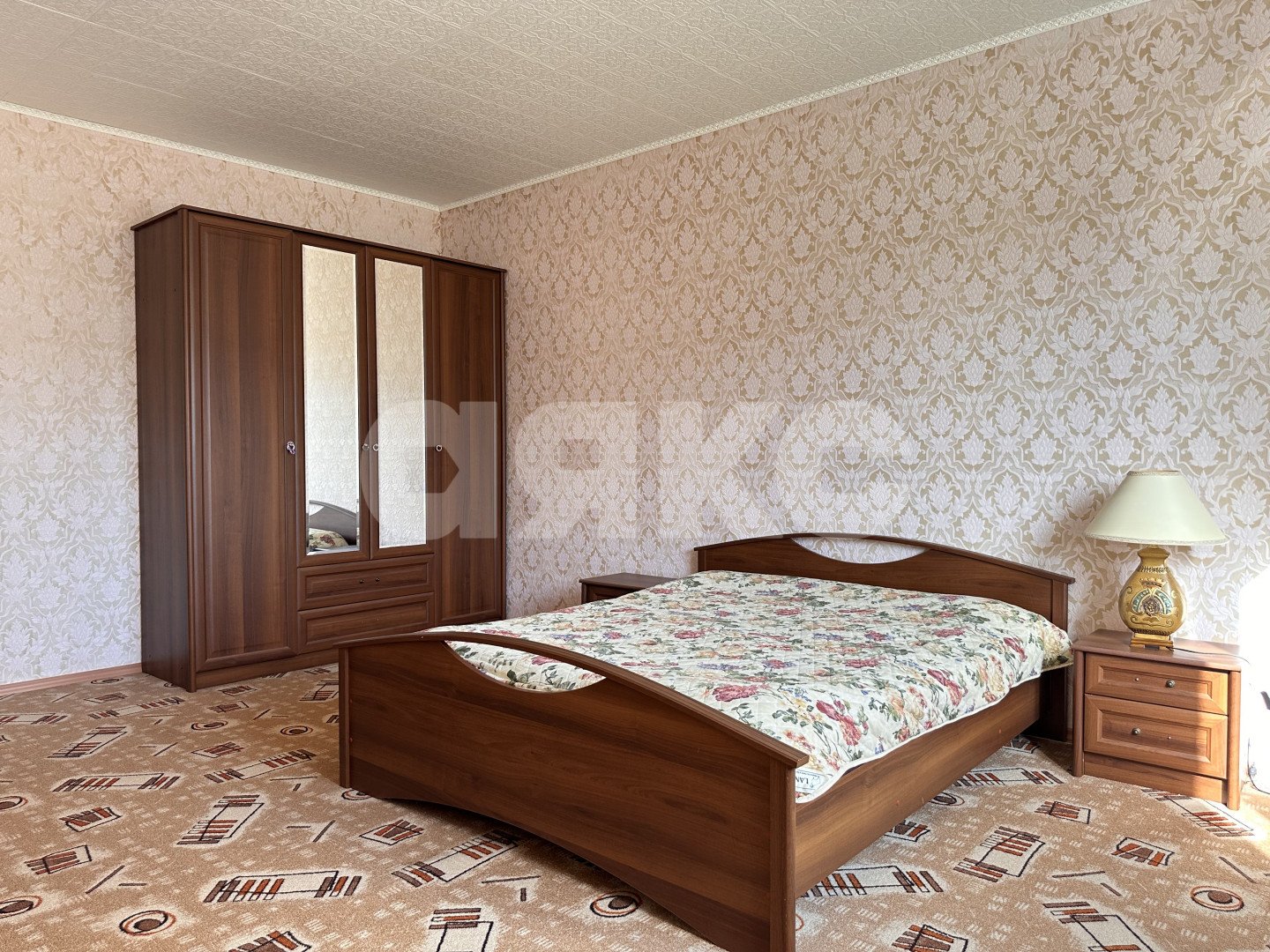 Фото №28: Дом 371&nbsp;м² + 9&nbsp;сот., 2&nbsp;эт. - Супсех, ул. Цветочная, 1