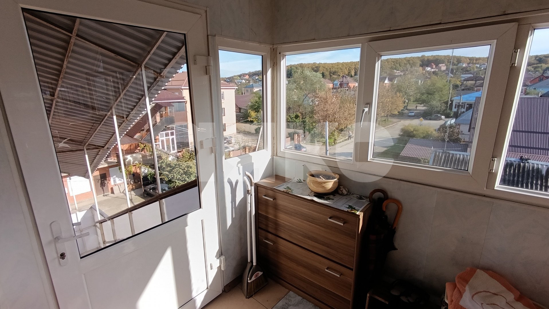 Фото №10: 3-комнатная квартира 119&nbsp;м², 3/3&nbsp;эт. - Горячий Ключ, мкр. Администрация, ул. Черняховского, 29