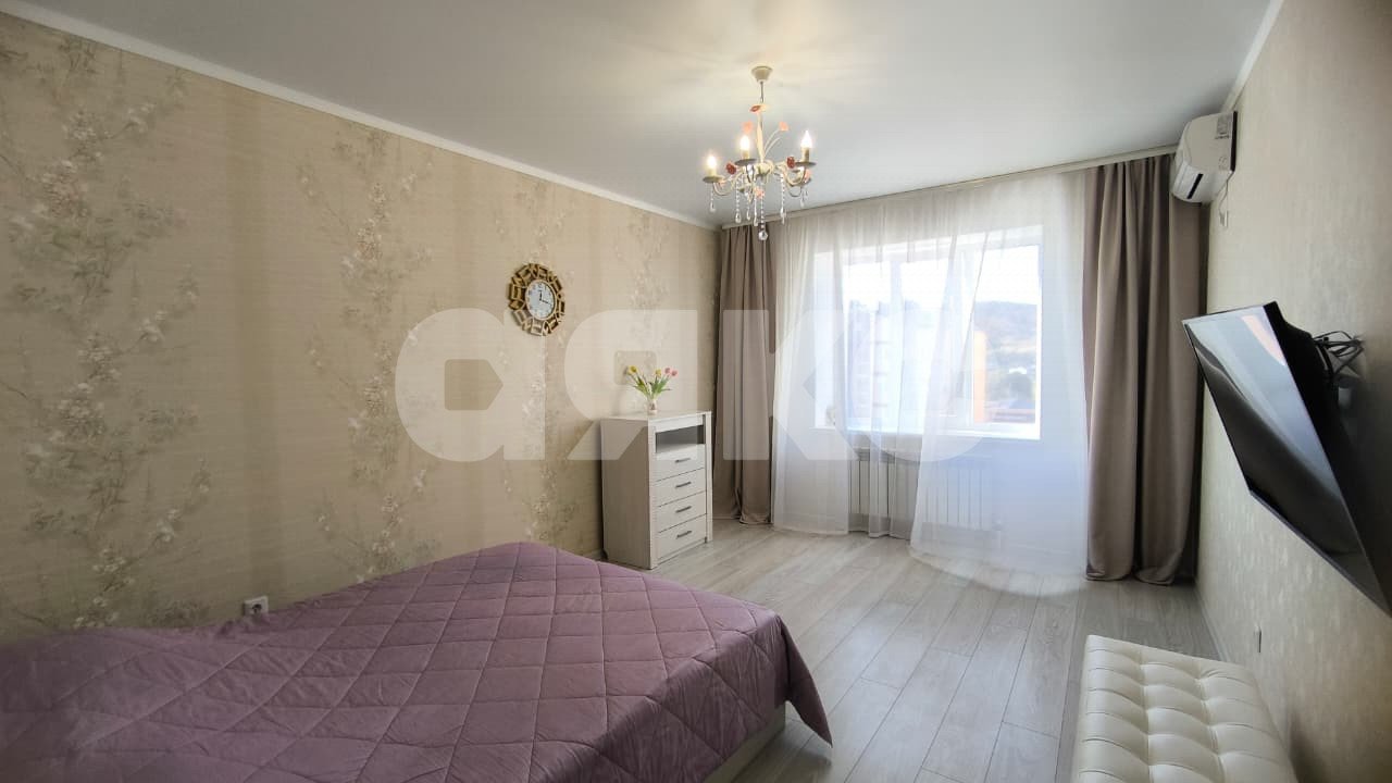 Фото №8: 1-комнатная квартира 43&nbsp;м², 5/5&nbsp;эт. - Горячий Ключ, Старый Рынок, мкр. жилой комплекс Островский, ул. Ворошилова, 38