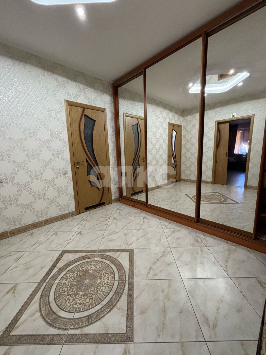 Фото №5: 2-комнатная квартира 62&nbsp;м², 2/3&nbsp;эт. - Дивноморское, мкр. жилой комплекс Легенда, ул. Курортная, 3к3