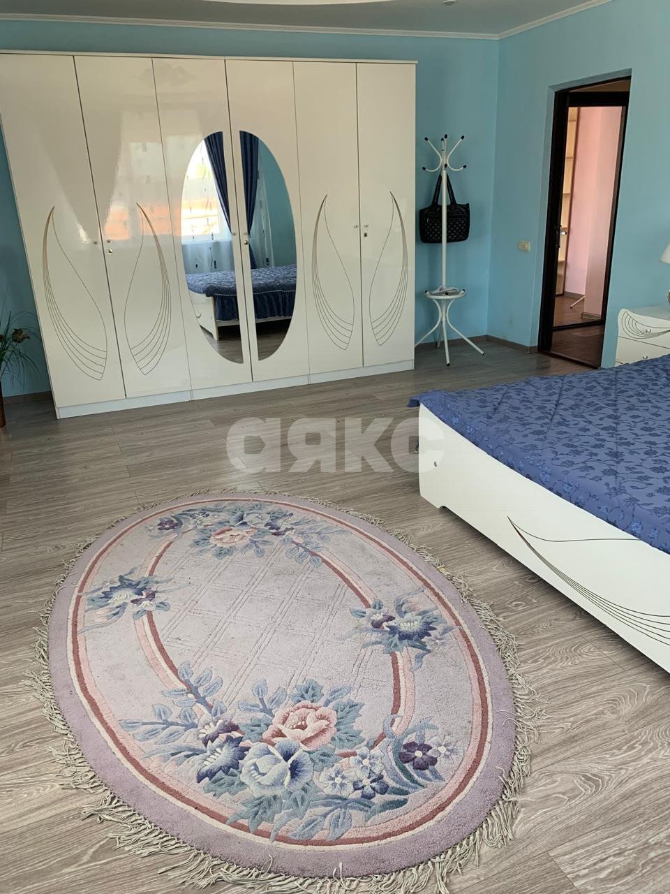 Фото №4: Коттедж 451&nbsp;м² + 6&nbsp;сот., 4&nbsp;эт. - Геленджик, ул. Почтовая, 12