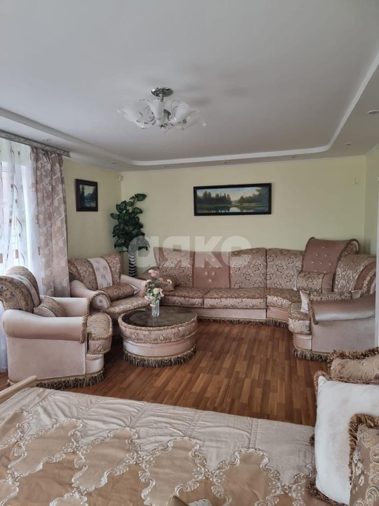 Фото №2: Коттедж 451&nbsp;м² + 6&nbsp;сот., 4&nbsp;эт. - Геленджик, ул. Почтовая, 12