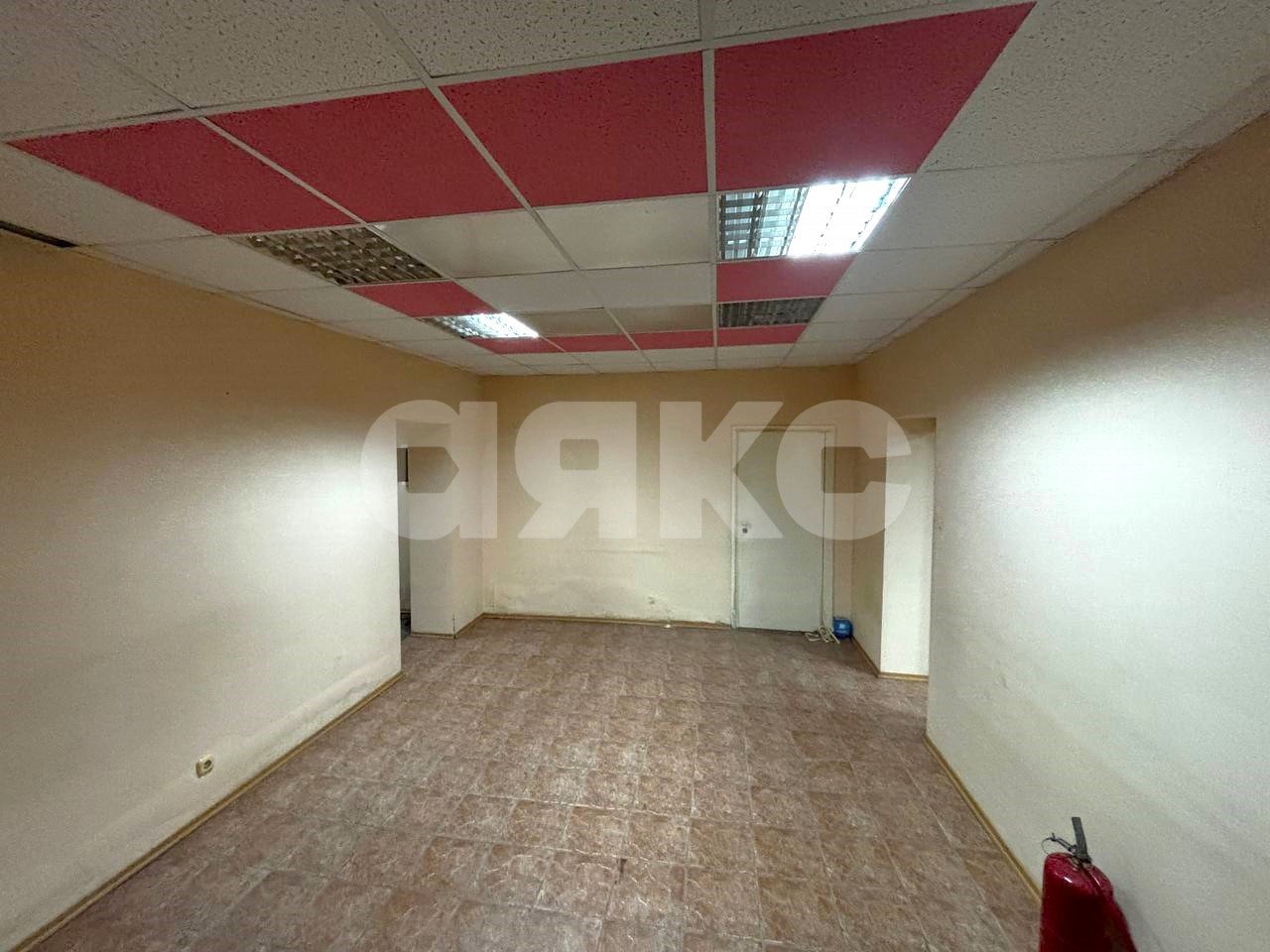 Фото №3: Коммерция 97&nbsp;м², -1/9&nbsp;эт. - Волгоград, р. Ворошиловский, ул. Огарёва, 1