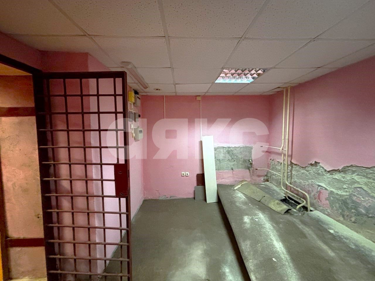 Фото №12: Коммерция 97&nbsp;м², -1/9&nbsp;эт. - Волгоград, р. Ворошиловский, ул. Огарёва, 1