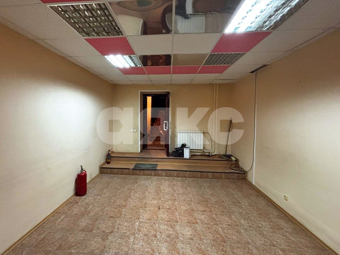Фото №1: Коммерция 97&nbsp;м², -1/9&nbsp;эт. - Волгоград, р. Ворошиловский, ул. Огарёва, 1