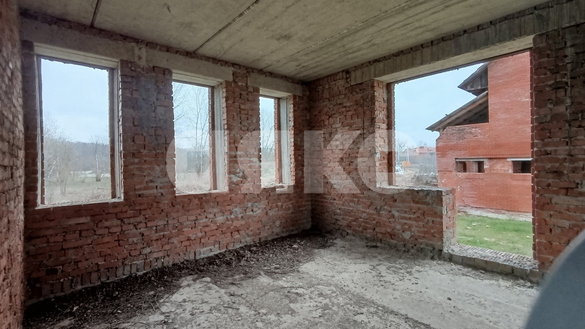 Фото №23: Дом 350&nbsp;м² + 19.8&nbsp;сот., 1&nbsp;эт. - Саратовская, 4-й, мкр. 13-й квартал, 5