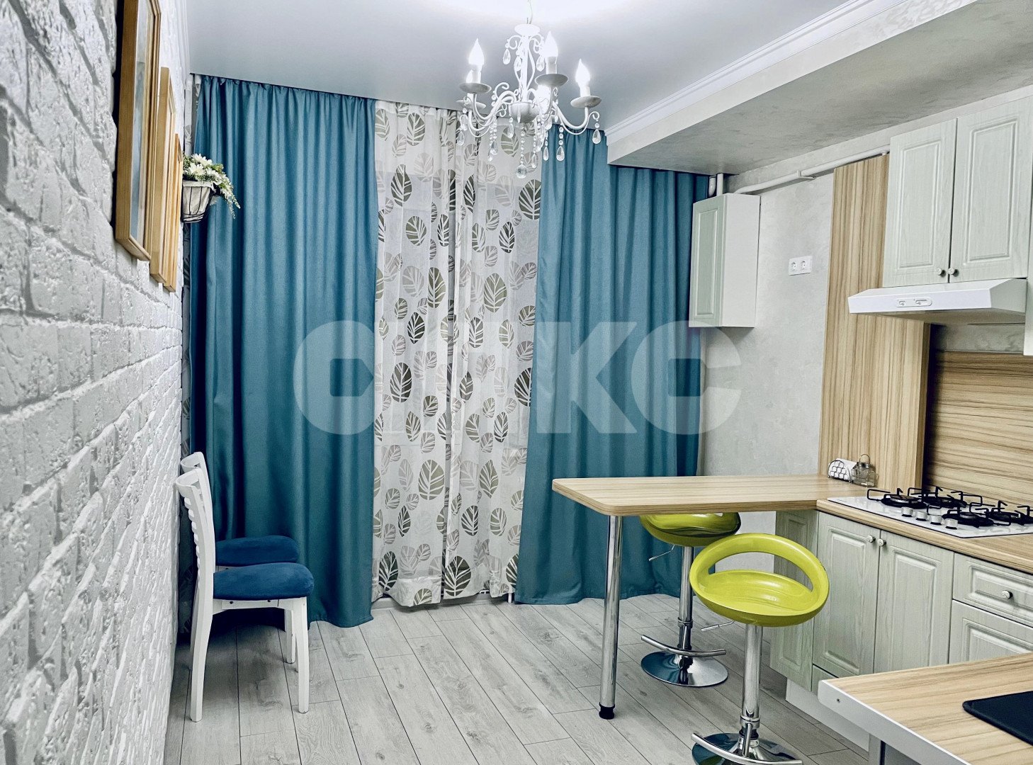 Фото №4: 1-комнатная квартира 43&nbsp;м², 1/5&nbsp;эт. - Горячий Ключ, Старый Рынок, мкр. жилой комплекс Островский, ул. Ворошилова, 38