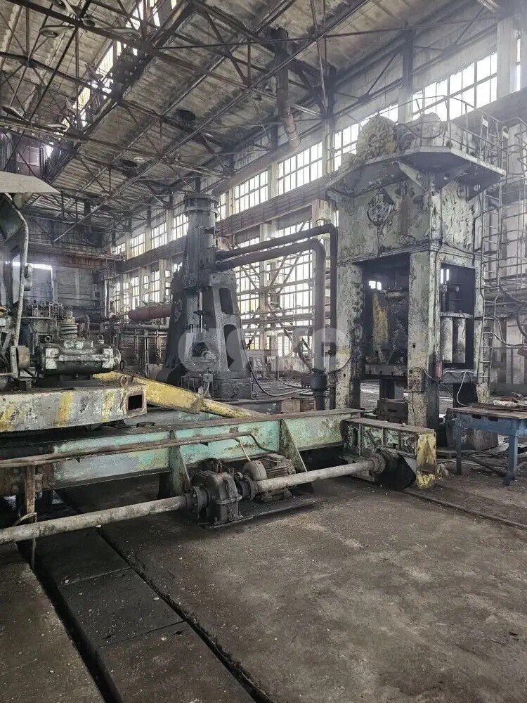 Фото №4: Коммерция 14000&nbsp;м², 1/1&nbsp;эт. - Донецк, пр-кт Ленина, 40