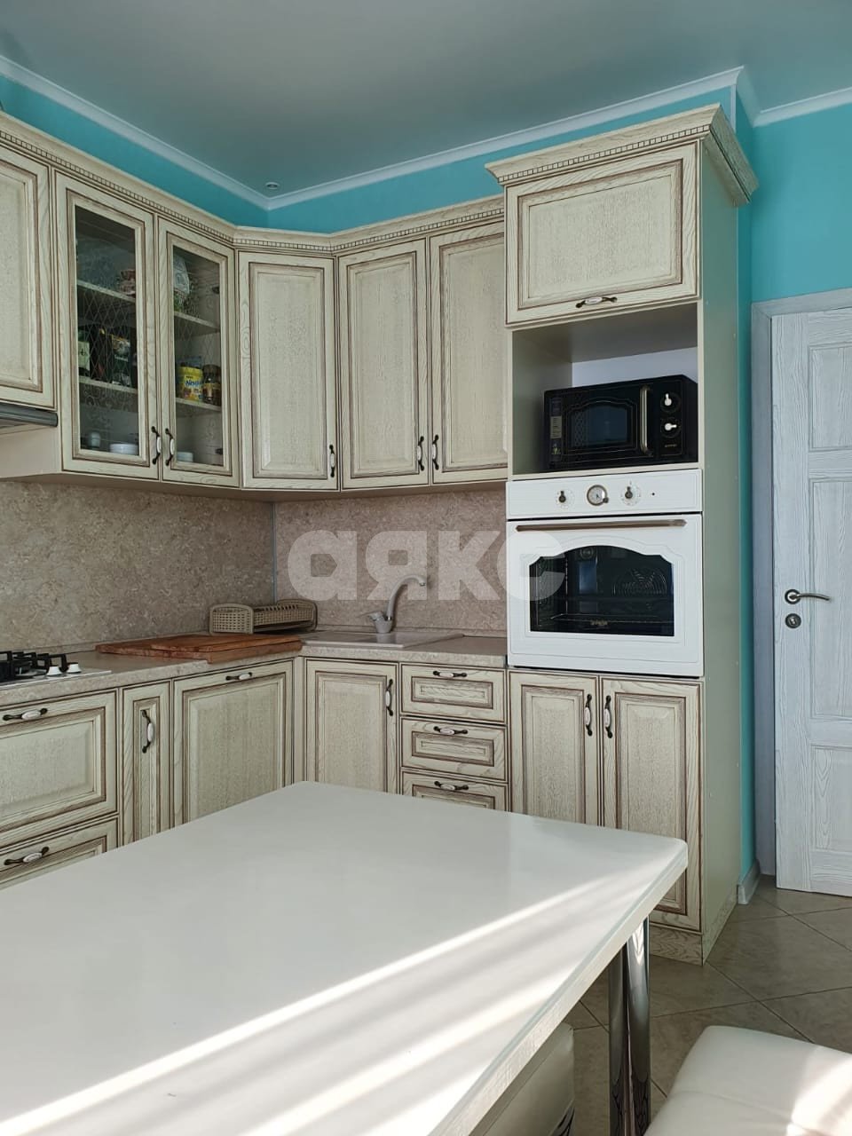 Фото №12: 2-комнатная квартира 64&nbsp;м², 11/11&nbsp;эт. - Геленджик, мкр. Толстый Мыс, ул. Южная, 35/1