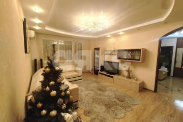 Фото №1: 3-комнатная квартира 104 м², 8/10 эт. - Волгоград, мкр. 101-й, ул. Новороссийская, 11