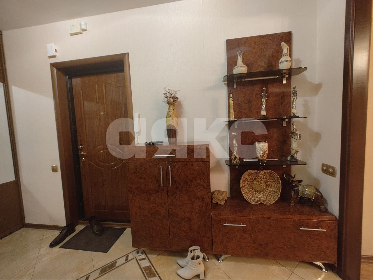 Фото №5: 3-комнатная квартира 104&nbsp;м², 8/10&nbsp;эт. - Волгоград, Центральный, мкр. 101-й, ул. Новороссийская, 11