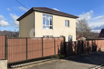 Фото №1: Дом 218&nbsp;м² + 5&nbsp;сот., 3&nbsp;эт. - Детляжка, р. Лазаревский, 