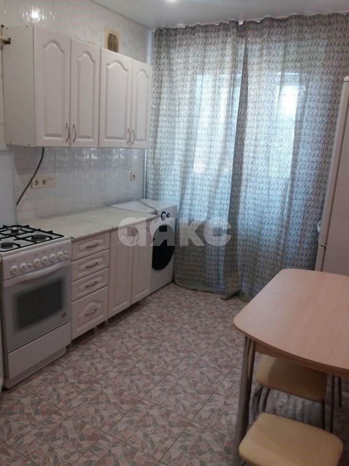 Фото №6: 2-комнатная квартира 63&nbsp;м², 8/9&nbsp;эт. - Дивноморское, ул. Кирова, 19