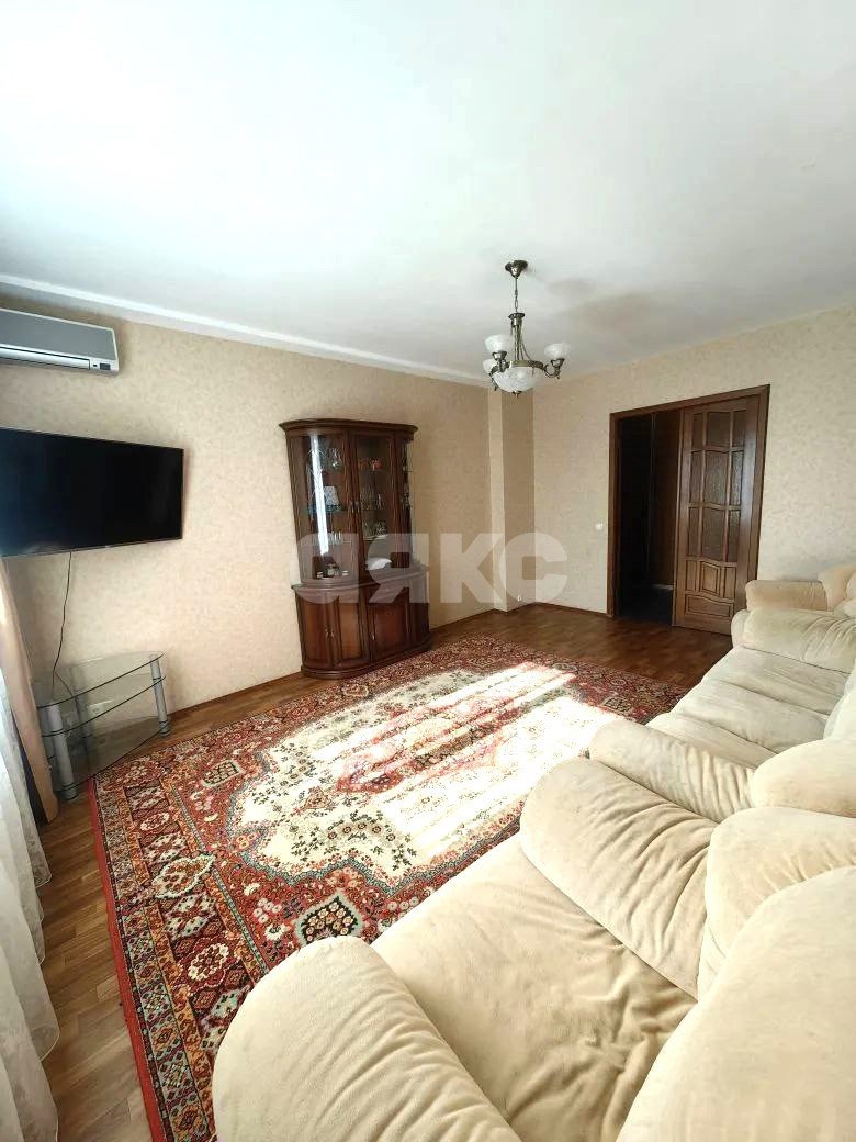 Фото №1: 3-комнатная квартира 78&nbsp;м², 5/5&nbsp;эт. - Волгоград, р. Ворошиловский, ул. Рабоче-Крестьянская, 39