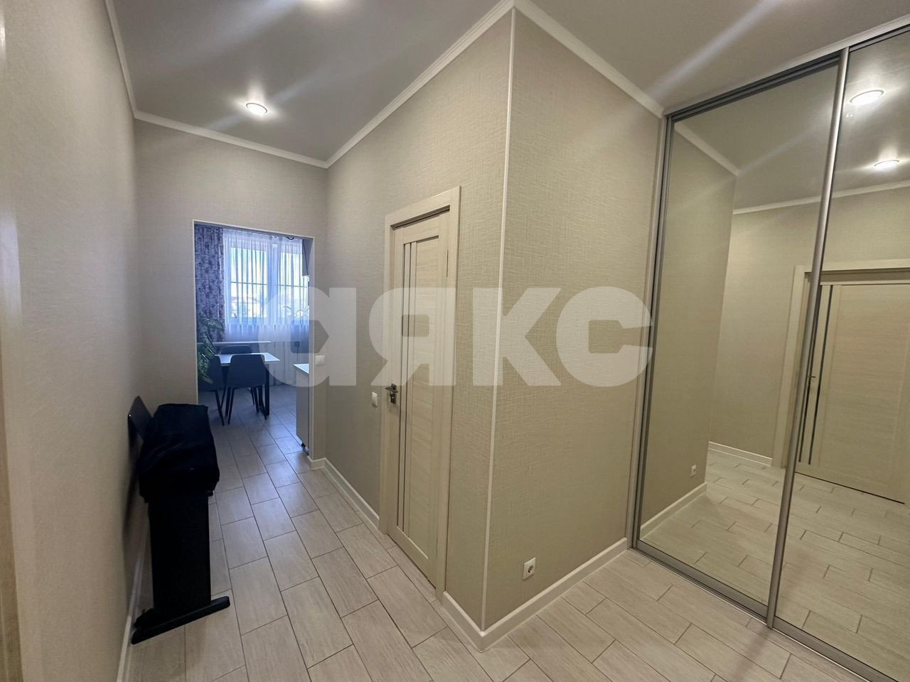 Фото №4: 1-комнатная квартира 52&nbsp;м², 5/5&nbsp;эт. - Горячий Ключ, мкр. Администрация, ул. Кириченко, 7/2